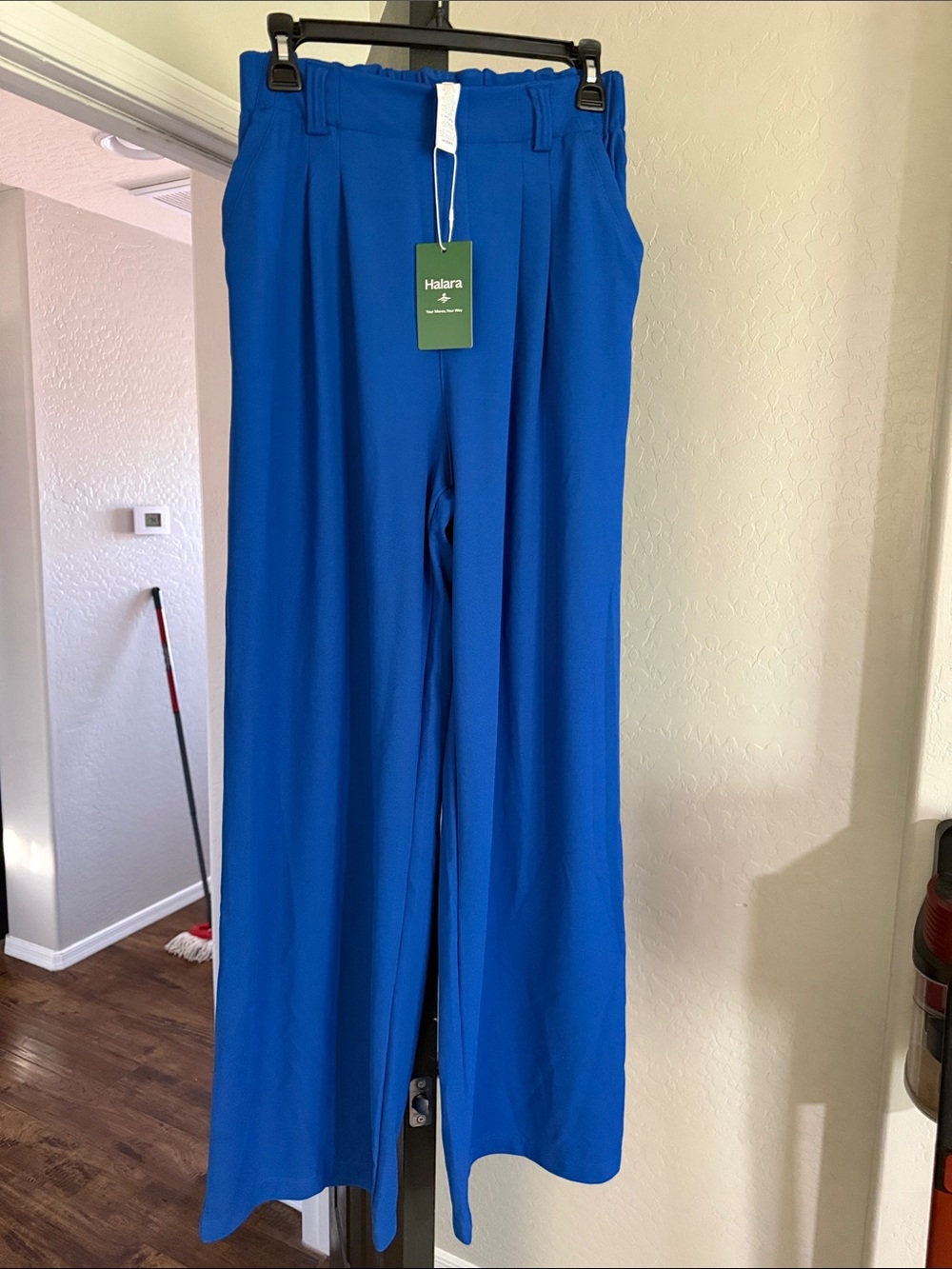 HALARA Wide Leg Pants in Royal Blue